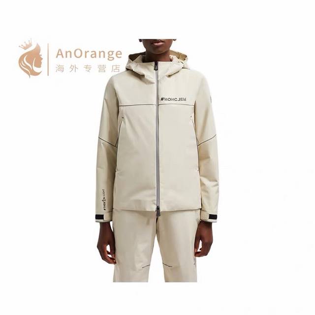 Moncle*蒙口女装Visaille冲锋衣 连帽羽绒服外套 码数:1.2.3 1码:胸围104 衣长65 Moncle*蒙口女装Visaille冲锋衣 连帽羽绒服外套 码数:1.2.3 1码:胸围104 衣长65