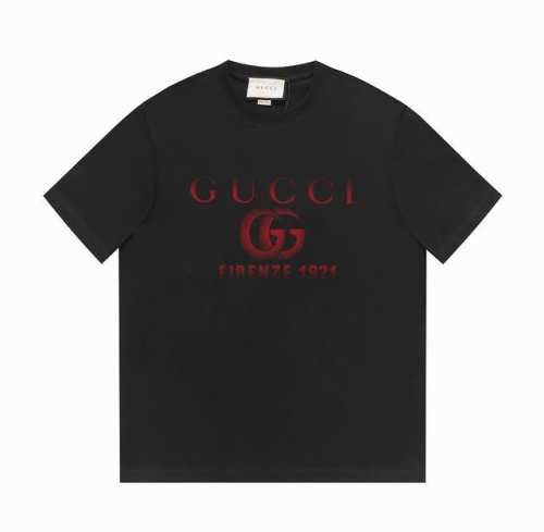 gucci24Ss上新 古驰波普&波点渐变圆点英文标语T恤 -采用双纱纯棉250G 面料颜色定制定染 不缩水不退色 手感舒服 质感超强全套原版辅料 芯片细节到位