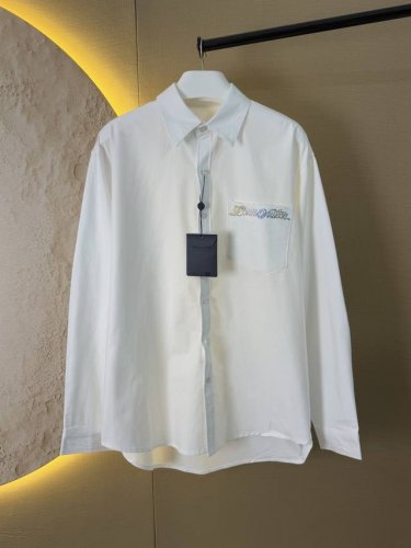 lv 路易威登25Ss春季新款胸口口袋烫钻Logo 尺码S-M-L-Xl