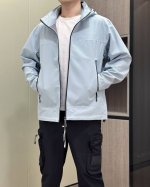 始祖鸟男款外套 转图必卖的大爆款款品质好到爆！这款不挑年龄段，上身太好看！ 真正的防水防风冲锋衣 暴雨级防水 有效阻挡风霜雨雪侵袭 实在货品自然是没得说 专柜都