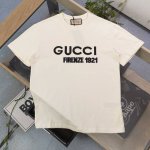 上新 款号：Kc833 高版本 2025新款Gucci古驰经典简约刺绣字母图案Logo绣花休闲情侣短袖T恤，独一无二的活性环保面料染色，32支双纱精梳纯棉爽滑手