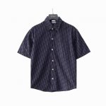 实拍细节图+细节图 Dior 迪奥 Dr字母色织满幅Logo提花短袖衬衫 迪奥Cd满印字母提花短袖衬衫 面料采用高定定织面料 根据原版起版 自家品牌工厂p流水线