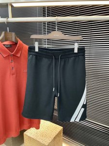 Hermes 爱马仕 2025春夏季新款 最新休闲短裤 原版裤型上身休闲百搭 随性慵懒范 高级定制进口全棉面料 订制工艺 舒适感爆棚 高端大气 夏天的味道有没有