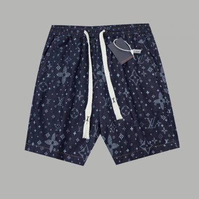 路易 Lv 25Ss早春新款牛仔短裤 轻奢主义 男女日常通勤穿搭必备单品 正确版本 随意对比 详细特征 重工款提花深蓝色洗水牛仔面料 松腰拉绳裤腰 直筒裁剪版型