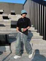 25Ss J.W.Anderson经典款圆领短袖T恤 选用330克双纱平织棉面料打造 立体品牌Logo标识 螺纹针织领口 男女同款 码数 S-2Xl 颜色 黑