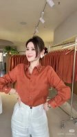 爆款上新 亚麻重工刺绣时尚衬衣、纯手工钉珠、版型好上身显瘦精致 面料：100%亚麻 颜色：橘红、白色 尺码：S-Xl