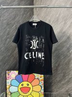 款号 G13 赛琳涂鸦素描字母圆领短袖 Celine官网Zp同步新款T恤 面料采用32支双纱280克高克重纯棉面料 同缸定织定染原版同色螺纹 进口机器白墨直喷印