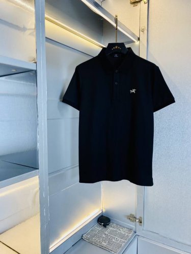 穿190斤始祖鸟 原单品质 2025最新款衣服 男装翻领短袖 精选专柜订制顶级进口面料 所有细节做工完美1比1复刻 还原正品百分百 原版五金 高端订制辅料 原厂