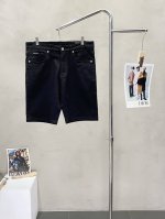 Dolce&Gabbana杜嘉班纳独家专供新款 休闲短裤高端版本！专柜定制面料 透气舒适度高，细节无可挑剔，品牌元素设计理念，体现高品质。手感细腻柔软！呈现休闲
