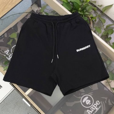 高版本 2025新款Burberry巴宝莉经典发泡字母图案Logo印花休闲情侣毛圈五分短裤，采用360G重大毛圈面料，质感一流，作为当下超火的品牌，没有夸张的设