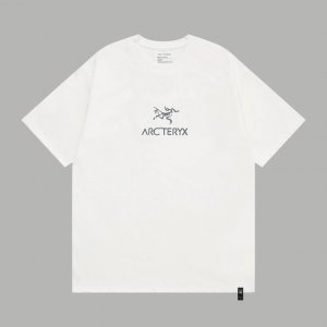 120（顶级版本 区别通货） 款式：始祖鸟Arcteryx X Bape 3M反光短袖 颜色：图片色 尺码：Xs-L 面料：300克双织纯棉 辅料：全套定制辅料