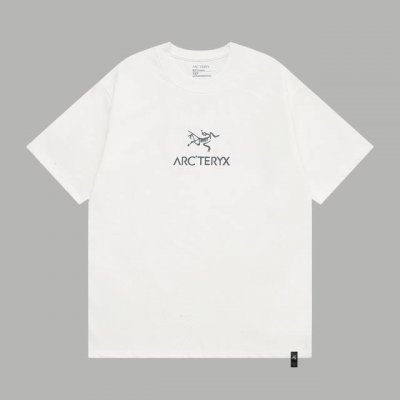 120（顶级版本 区别通货） 款式：始祖鸟Arcteryx X Bape 3M反光短袖 颜色：图片色 尺码：Xs-L 面料：300克双织纯棉 辅料：全套定制辅料