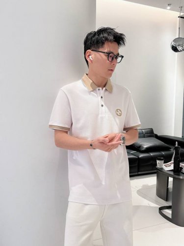 Gucci 2025Ss夏季新款 Logo男士翻领polo衫！经典商务男款，高端男装的天花板级别的商务男款！简约时尚大气不失优雅，单穿内搭体面过人，品质控 细节