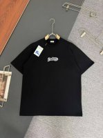 Burberry* 巴宝莉*Bbr*320G克重磅纯棉T恤厚实透气宽松版型 印花工艺Logo设计 春夏新款圆领时尚短袖T恤 贴肤舒适，耐看又好穿 原厂工艺一丝不