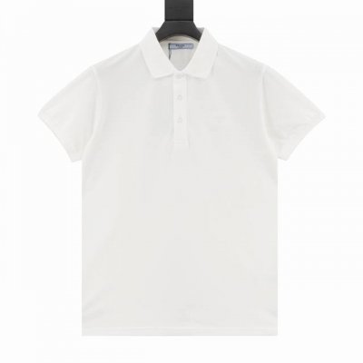 prada 普拉达 25Ss 暗纹刺绣小标polo短袖 选用棉质珠地网眼布打造，定制材质260G长绒棉。衣领为双系统提花定织扁机制成，有弹性，不变形。衣服全部原