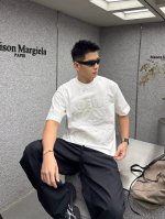 loewe罗意威2025Ss新款字母人字绣花情侣休闲短袖T恤 最高版本！定制面料290克双纱！字母人字绣花工艺设计！ 辅料：开模原版过鉴定领标 %真丝洗水标。正