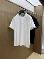 新款 Aj 高端定制 2025春夏新款首发专柜最新款短袖圆领T恤 高端订制 设计前卫时尚！品牌Logo重工艺设计 高端定制丝光云朵棉面料.手感柔软.穿着舒适.专