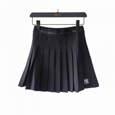 实拍细节图+尺码表 Mlb 新款刺绣小标百褶裙 上身完美遮肉显瘦，腰部橡筋原版定制带Logo裙子下摆Logo精致刺绣点缀，尽显高级感满满，内里搭配安全裤防走光，