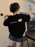 上新 夏季新款Newbalance新百伦Logo印花圆领套头休闲短袖T恤 采用240克双纱纯棉面料！ 从面料到辅料全重磅短袖百搭情侣款打底圆领短袖 简约袖章设计