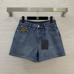 款号G25042518 Louis*驴家Lv新款高端定制、鹿皮绒徽标装饰后臀口袋刺绣Logo时尚百搭高腰牛仔短裤！蓝色， M码：腰围70，裤长34