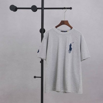 拉夫劳伦八色 大标 刺绣圆领短袖 码数 S M L Xl 颜色 花灰 p价 夏日型格必备 拉夫劳伦圆领短袖 经典与质感的完美融合 低调奢华以标志性简约设计诠释美