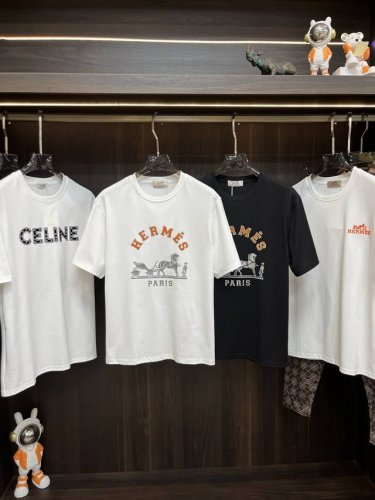 主推 Hermes 独家专供春季新款爱马仕时尚休闲圆领短袖，纯棉面料原单工艺高端欧版原单T恤，潮流时尚休闲半袖 透气舒适度高，细节无可挑剔，品牌元素设计理念，体