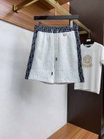 迪奥 2025春夏季新款，最新休闲短裤。原版裤型上身休闲百搭、随性慵懒范，高级定制进口双面平纹纯棉弹力面料，订制工艺 舒适感爆棚。高端大气，夏天的味道有没有，首