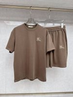 巴宝莉 2025Ss春夏新款短袖套装，男女同款。上身效果超赞，码数 M-3Xl
