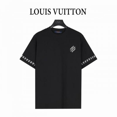louis Vuitton 路易威登 25Ss 袖子Logo极简字母刺绣短袖T恤 面料采用高克重280G重精梳棉 定制1:1螺纹 面料舒适亲肤无异感 制定染面料