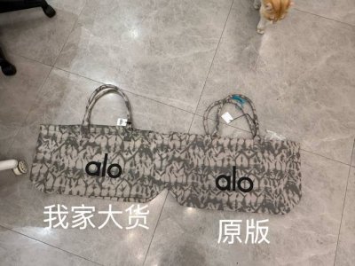 三标齐全顶级品质 Alo 2025Ss新款帆布健身包 各大博主明星争先恐后上身 上身一秒从普通一人变成街拍高手 真的太好看啦！ 定制数码印花 大小尺寸做工每一处
