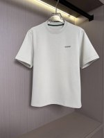 衣服 裤子 浅杏色上衣