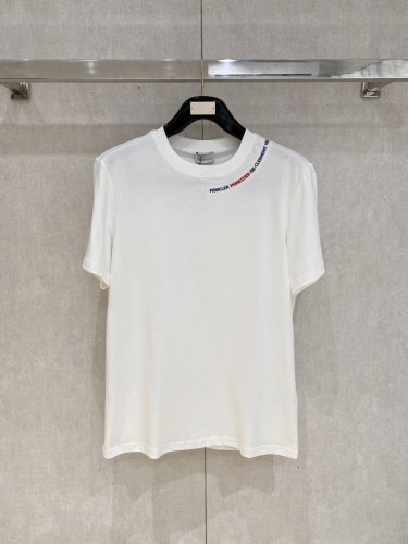 蒙*Moncler 25Ss春夏新款首发专柜最新款短袖圆领T恤 高端订制 设计前卫时尚！品牌Logo重工艺设计 高端定制240克面料.手感柔软.穿着舒适.专柜级