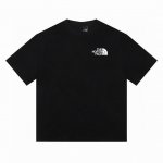 The North Face 北面夕阳港湾航海短袖半袖T恤情侣款 面料采用230G 双纱纯棉，做工规整，纹路清晰，穿着舒适！ 胸前精致的印花小标 加后背的原宿风