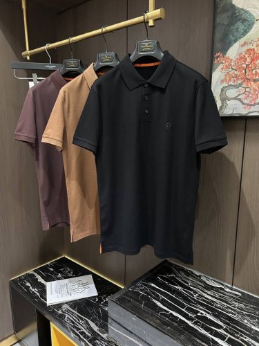 Her25S春夏男士polo 标志性Logo徽标 整体非常的轻商务休闲！！上身轻盈舒适顺滑 到手绝对让你觉得物有所值的一件单品！！！码数M-3Xl