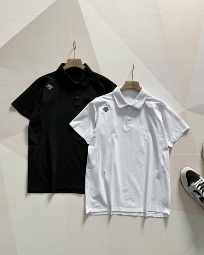 descente迪桑特 Dualis 系列都市通勤男士无痕压胶速干短袖Polo衫。采用速干面料，清爽透气，让你在炎炎夏日中保持舒适。高级感的设计，让你在众多场合