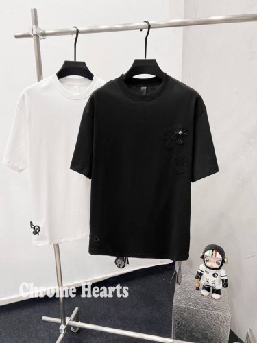 款D66 克罗心 chrome Hearts克罗心2025新款贴布绣短袖T恤 原版面料高版本高品质 网红明星同款 定制32支双纱280克重棉 Logo刺绣+贴布
