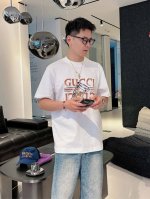 g家 2025Ss春夏新款首发专柜最新款短袖圆领T恤 高端订制 设计前卫时尚！品牌Logo重工艺设计 高端定制230克面料.手感柔软.穿着舒适.专柜级别精致车线