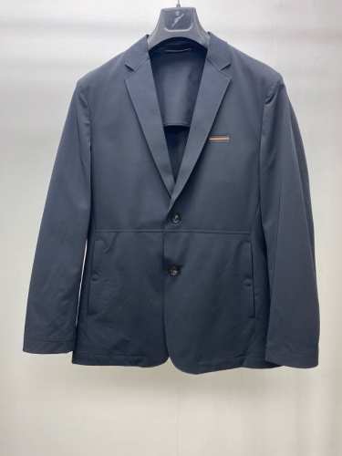 p550 Zegna杰尼亚 高端推荐 2025 早春爆款男士西装西服外套 原版高定弹力锦纶面料 经典短西装款 一体式压烫翻领工艺 简洁干练 品牌元素点缀 彰显不