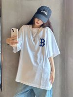 上新！Mlb-Ny杨基经典短袖T恤！简单、个性、品牌辨识度高，基础调的圆领款，保留全棉的舒适度，同时单股丝光让布面更加细腻耐穿，后期的处理让整件成衣零缩水，挺阔