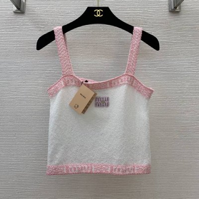 款号D25041146 Miumi*缪家新款 胸前Logo徽标装饰撞色边拼接性感时尚露肚脐针织小吊带抹胸内搭上衣！ M码：胸围72，衣长45
