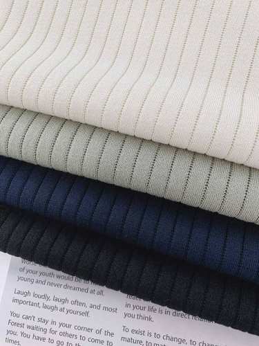 brunello Cucinelli 布鲁奈罗.库奇内利 2025Ss春夏新品 Bc极简精粹高级圆领T恤，品质控推荐入手 接触Bc必定是精品才会推荐.有着”山羊