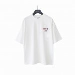 实拍细节图+尺码表 Balenciaga 巴黎世家直喷彩印短袖 原版面料开发，官方专柜同款！ 螺纹定织定染无色差！采用通肩拉条工艺，百洗不变形！ 采用240G高