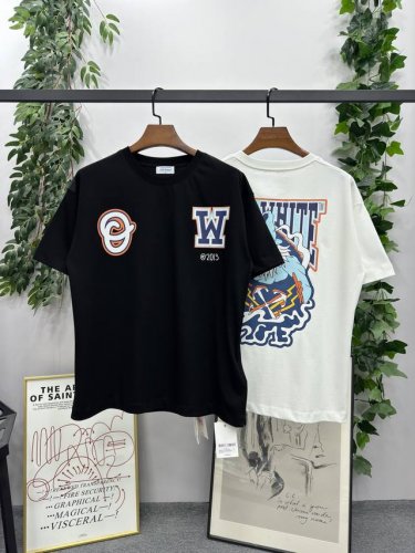 现货： # 2025Ss春夏新款 品牌：Off-White 卡通魔法师款短袖T恤！ 颜色：黑色 米白 尺码：S-M-L-Xl 男女同款 面料：采用定制260克3