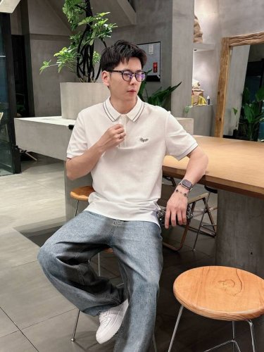 Zeg 商务休闲通勤款,渠道精品唯美主义的英式裁剪艺术尽显男士魅力风采. 25春夏 专属标识polo衫短袖T恤 经典的翻领裁剪工艺从未停止.既不单调也不复杂,匠