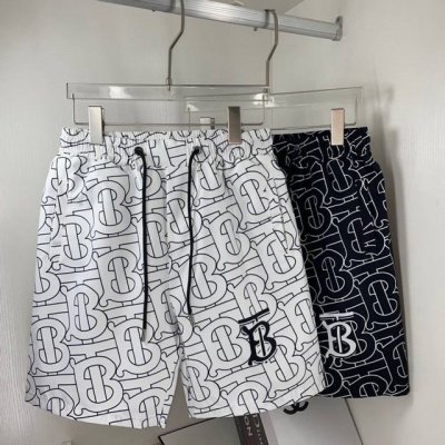 V2328 Burberry巴宝莉战马经典休闲沙滩短裤 2025最新款 短裤沙滩裤 沙滩旅游必备 高订制原版五金！ 上身效果超正，腿部线条完全得到彰显，全客供进