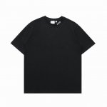 120 [顶级复刻版本] 品名：Burberry 巴宝莉 新款领口字母刺绣Logo后幅战马刺绣休闲圆领短袖T恤 款号：329 尺码：S-Xl 颜色：黑色 白色