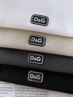 dolce&Gabbana 杜嘉班纳 2025Ss春夏新品 很有细节亮点 经典款翻领短袖T恤衫 做工与面料 让这款经典实穿百搭 采用进口珠地面料 表面有着温润的