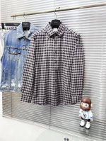 burberry巴宝莉 2025 男士衬衫，商务休闲修身款衬衣！ 宜商务 宜休闲！早秋限量新款，都市商务气质款！ 衬衫的版型剪裁更是精剪塑性，不需要过多的原色装