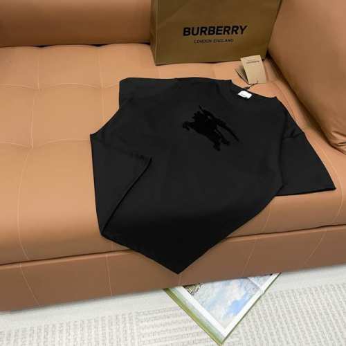 重磅洗水高版本 巴宝莉Burberry 25Ss早春新款 立体牙刷绣战马Logo短袖圆领T恤 男女同款 轻奢高级，百搭又显瘦 320克重磅高克重洗水面料 男女都