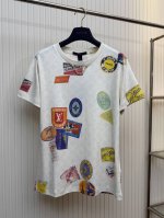 lv 路易25Ss链条老花满印多商标弹力短袖T恤 女款 Size:S M L